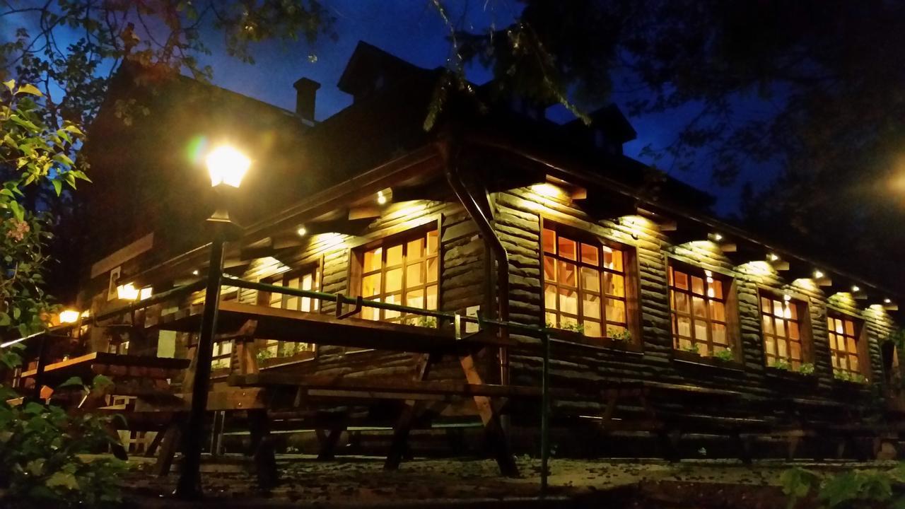 Hotel Baro Eoetvoes Lorand Menedekhaz Pilisszentkereszt Exterior foto