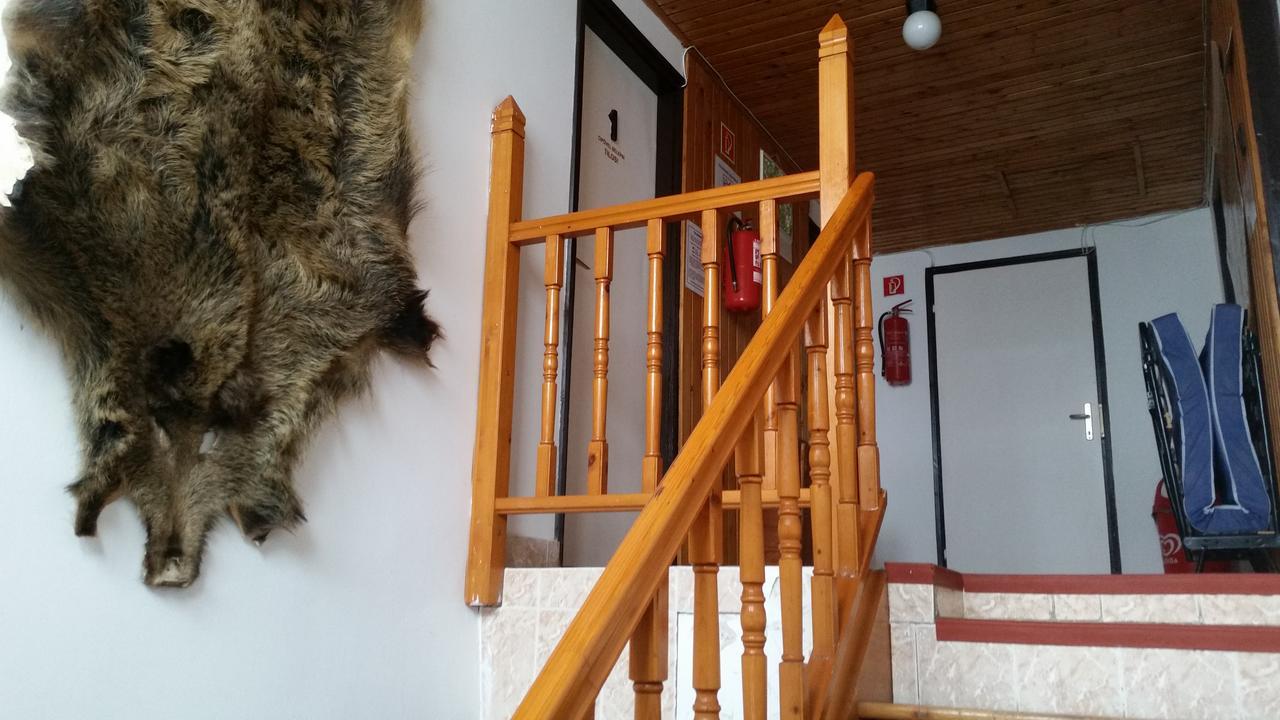 Hotel Baro Eoetvoes Lorand Menedekhaz Pilisszentkereszt Exterior foto